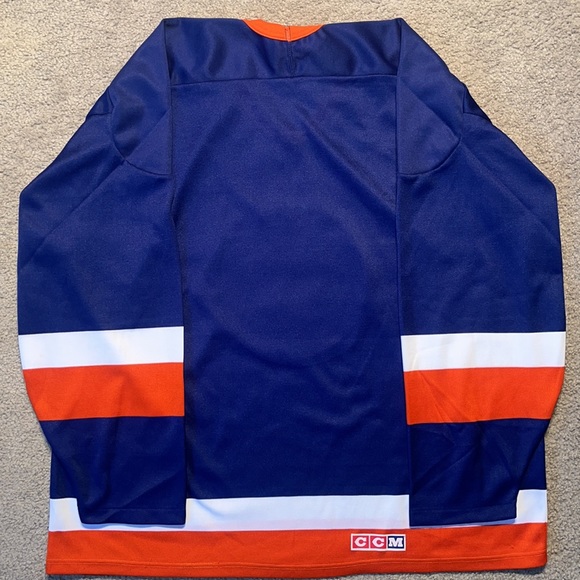 New York Islanders 1984-95 CCM Away Jersey - Picture 2 of 5